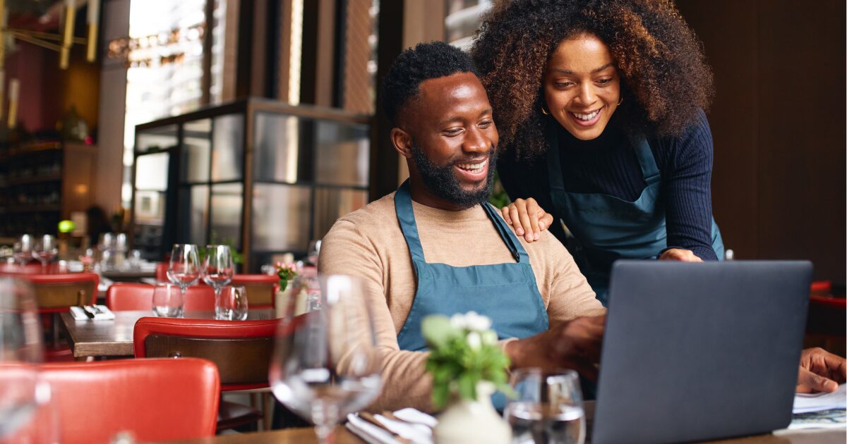 You've got a choice: stay in the 9-to-5 or build your own business